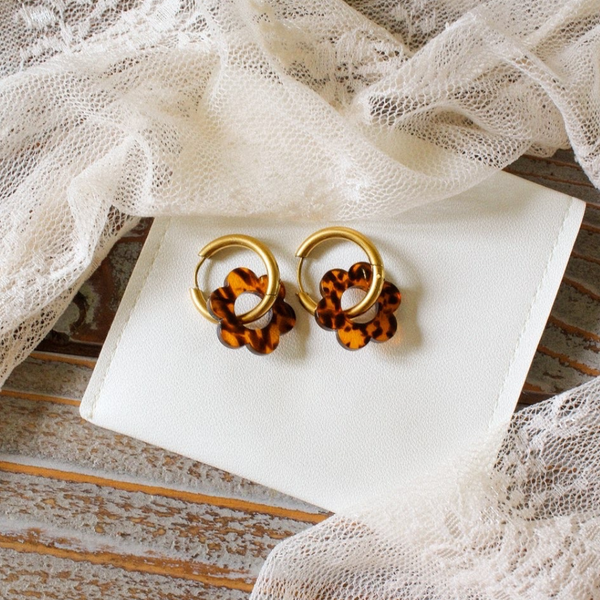 boucles d'oreilles créoles marron tacheté
